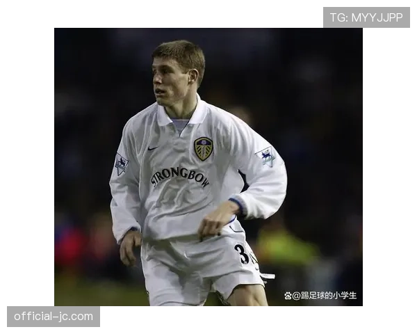 老将米尔纳替补出场,以其经验稳定了布莱顿的中场防守